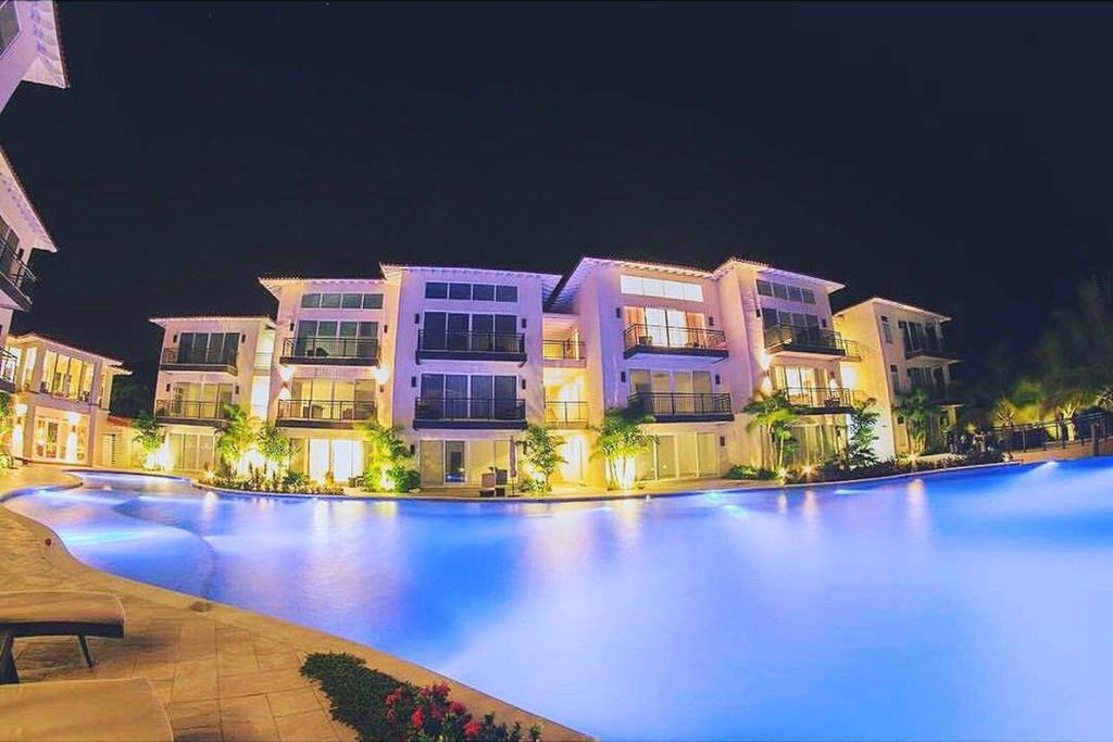 Playa Escondida Beach Club Tela Luaran gambar