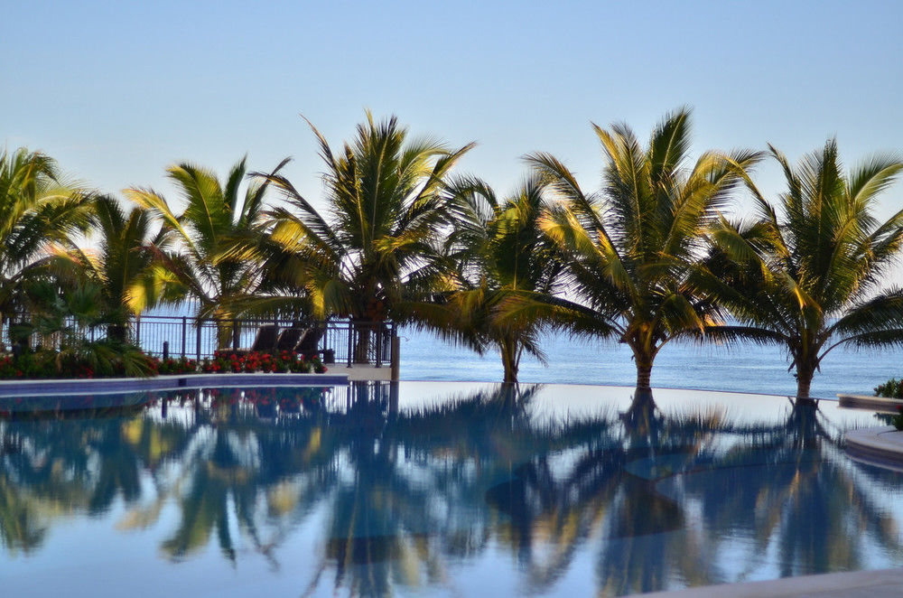 Playa Escondida Beach Club Tela Luaran gambar