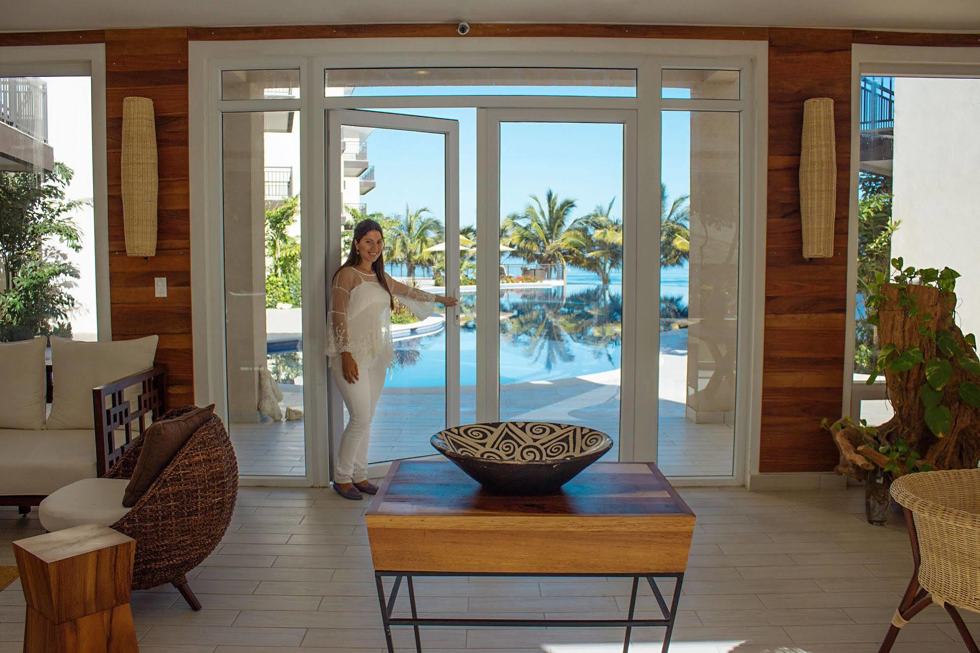 Playa Escondida Beach Club Tela Luaran gambar